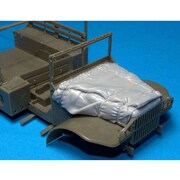 35278 米・ダッチ3/4t車エンジンフード 防寒カバー [1/35スケール プラモデルパーツ 組立式]