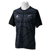 KBX22-518209 [オールブラックス グラフィックパフォーマンス Tシャツ メンズ Oサイズ BLK]