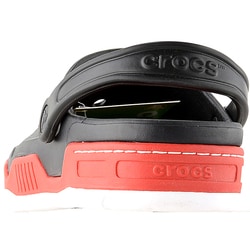 新品未使用 Crocs クロックス フロントコートクロッグ M7 黒/赤 新品未使用 Crocs クロックス フロントコートクロッグ M7 黒/赤