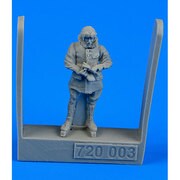 720003 [1/72スケール WWI ドイツ ハンガリーパイロット]