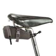 85922182 [SEAT PACK XT S HM/CB シートパック ハンマードカーボン]
