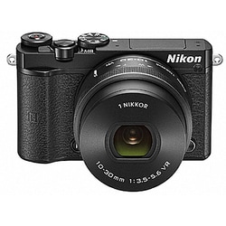 Nikon ミラーレス一眼 J5 ダブルレンズキット 16GBカード付