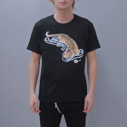 S-1537A [Tシャツ 流水虎 黒 M]