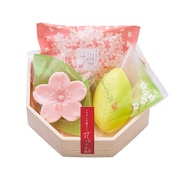 HAG-05 [うるおいの石鹸ぎふと 花がさね 石鹸80g×1/石鹸50g×1/石鹸43g×1]