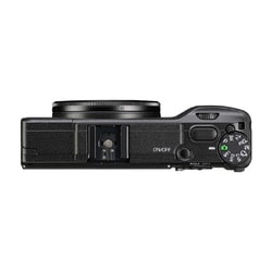 リコー　RICOH GR II コンパクトデジタルカメラ 付属品あり 大型イメージセンサー搭載のハイエンドコンパクトデジタルカメラ