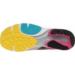 mizuno wave amulet 6
