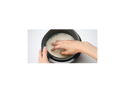 東芝 IHジャー炊飯器　グランブラウン　備長炭かまど本羽釜 RC-4ZPJ ヨドバシ.com - 東芝 TOSHIBA IH炊飯器 2.5合炊き 備長炭かまど