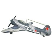 AVP7207 [1/72 エアクラフトシリーズ ロシア ヤクYak-11 練習機 映画マーキング]
