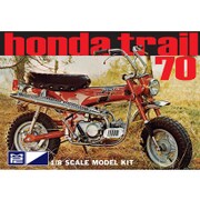 Honda トレイル70 (ダックスホンダ ST70) [1/8 プラスティックモデルキット]