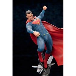 ヨドバシ.com - コトブキヤ KOTOBUKIYA ARTFX+ スーパーマン DAWN OF JUSTICE [バットマン vs スーパーマン  ジャスティスの誕生 1/10スケール 塗装済み完成品] 通販【全品無料配達】