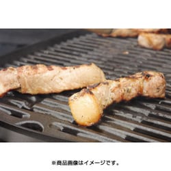 ヨドバシ.com - Weber ウェーバー ＃51062008 [Q1200 蓋付き 小型バーベキュー コンロ ガスグリル 温度計付き 幅：69cm  高さ39cm (4～6人用) <国内正規品 5年保証>] 通販【全品無料配達】