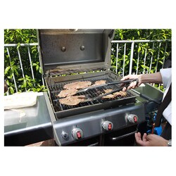 ヨドバシ.com - Weber ウェーバー ジェネシス E-310 蓋付き 大型バーベキューコンロ 3バーナー ガスグリル ＃6511008  温度計/サイドテーブル付 (10～12人用) <日本正規品 10年保証> 通販【全品無料配達】