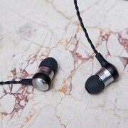 カナル型イヤホン UCT-IL300Affetto-Silver