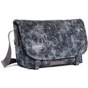 11646604 [Classic Messenger Bag(クラシックメッセンジャー) Mサイズ アシッドデニム]
