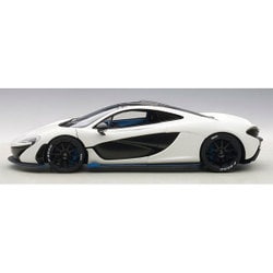 AUTOart 1/18 マクラーレン P1 (メタリック・ホワイト/ブルー・シート) 完成品 Highly detailed AUTOart McLaren P1 Plugin-Hybrid Matt White