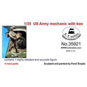 LZ35921 [1/35スケール WWII 米 木箱を運ぶメカニック]