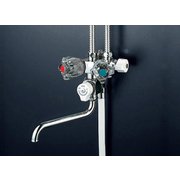 KVK KF52NC ソーラー2ハンドルシャワー 専用形 [浴室・洗面用品その他]