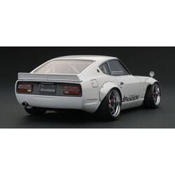 イグニッションモデル1/18 PANDEM S30Z 白　シャツおまけ付き イグニッションモデル1/18 PANDEM S30Z 白 シャツおまけ付き