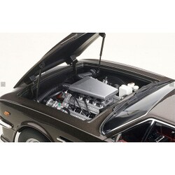 ミニカー　1/18 アストンマーチン V8 ヴァンテージ 1985(グレー) [70221] Highly detailed AUTOart Grey Aston Martin V8 Vantage 1985