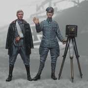 F32009 [1/32 レジン製フィギュア WW I ドイツ戦闘機パイロット 2体セット No.3（HAUF32007+HAUF32008）]