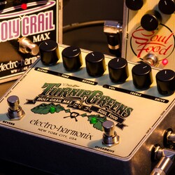 美品　エレクトロ・ハーモニクス　TURNIP GREEENS エフェクター Amazon.com: Electro-Harmonix Turnip Greens Overdrive/Reverb