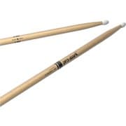 プロマーク ドラムスティック(ラッカーフィニッシュ/ナイロンチップ) FORWARD 747 HICKORY Nylon Tip TX747N