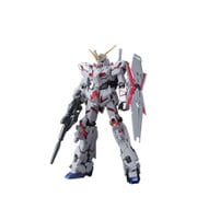 MG 1/100 ユニコーンガンダム（レッド/グリーン TWIN FRAME EDITION）チタニウムフィニッシュ [プラモデル]