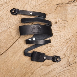 ヨドバシ.com - COOPH クーフ acc Camera Strap LEATHER Black 98cm [カメラストラップ]  通販【全品無料配達】