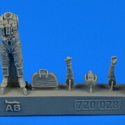 ARB720028 [1/72 レジン製フィギュア 米海軍パイロットw/バッグ ベトナム戦争時代]