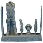 1/48 レジン製エアクラフトパーツ 現用ロシア パイロット w/ヘルメット [プラモデル]