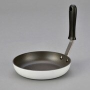 ホクア タテ型ハンドルの小さめフライパン 18cm