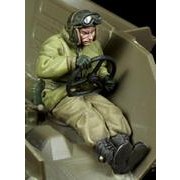 TBO35068 [1/35スケール レジン製フィギュアシリーズ US M8/20 グレイハウンド ドライバー]
