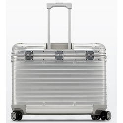 rimowa pilot black