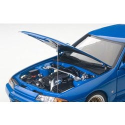 オートアート 1/18 日産 GT-R R32 チューンド・バージョン 青 AUTOart 1/18 Nissan Skyline GT-R R32 Plain Body Blue Limited