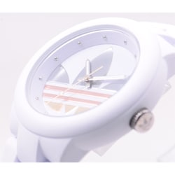 【限定モデル】adidas 腕時計 ユニセックス ADH9084 ホワイト 新品