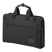 QUADRA BRIEF CASE ブラック Mサイズ AY3*09001