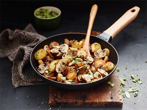 ヨドバシ.com - STAUB ストウブ ウッドハンドル フライパン 28cm IH 