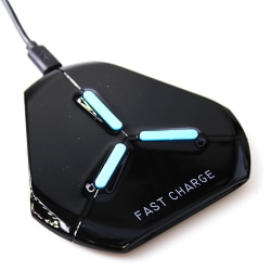 Qiワイヤレス充電器トライアングル ブラック WC-FC-T-BK