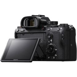 ば　SONY ソニー α7R III ILCE-7RM3 7,439枚 α7R III（ILCE-7RM3A） | デジタル一眼カメラα（アルファ） | ソニー