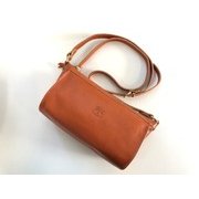 A2513 P 145 Caramel [ショルダーポーチ]