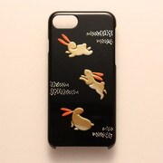 I8-MK0-015-B [iPhone 8/7用ケース 高盛り蒔絵シリーズ うさぎ]