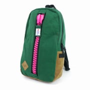 G239561-C45 [スウェットメガジップ デイパック ダークグリーン×ピンクジップ]