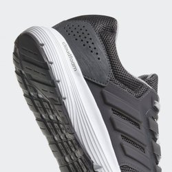 com adidas CP8827 260 4 M 26.0cm F17