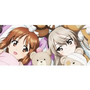ガールズ＆パンツァー 劇場版 リストレストクッション B ： ミホ＆アイリス Ver. [キャラクターグッズ]