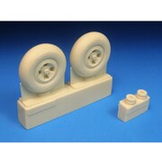 32335 [1/32 レジン製ディティールアップパーツセット スピットファイア タイヤ＆ホイール(4穴)セット]