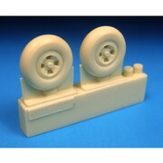48317 [1/48 レジン製ディティールアップパーツセット スピットファイア タイヤ＆ホイール(4穴)セット]