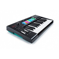 ヨドバシ.com - ノベーション novation LAUNCHKEY 25 MKII [MIDI