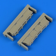 QIC48826 [He111H-3 爆弾槽扉 (ICM用) 1/48 レジン製ディティールアップパーツ]