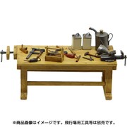 COPAE32004 [飛行場用作業台とバイス 1/32 レジン製アクセサリー]