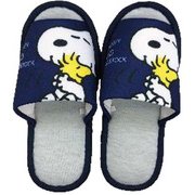 スヌーピー外縫いスリッパ SN＆WS ハグ ネイビー [キャラクターグッズ]